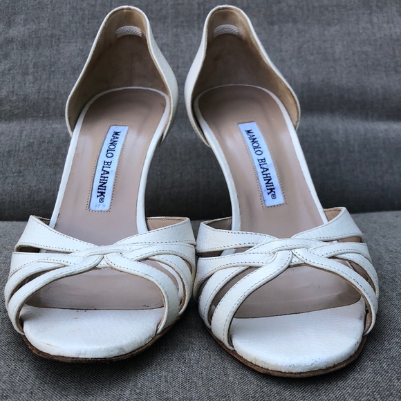 Manolo Blahnik Cream Strappy Heels - Picture 5 of 9